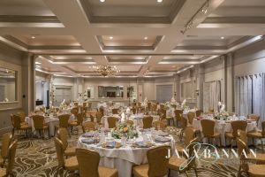 Harrys Savoy Ballroom & Courtyard